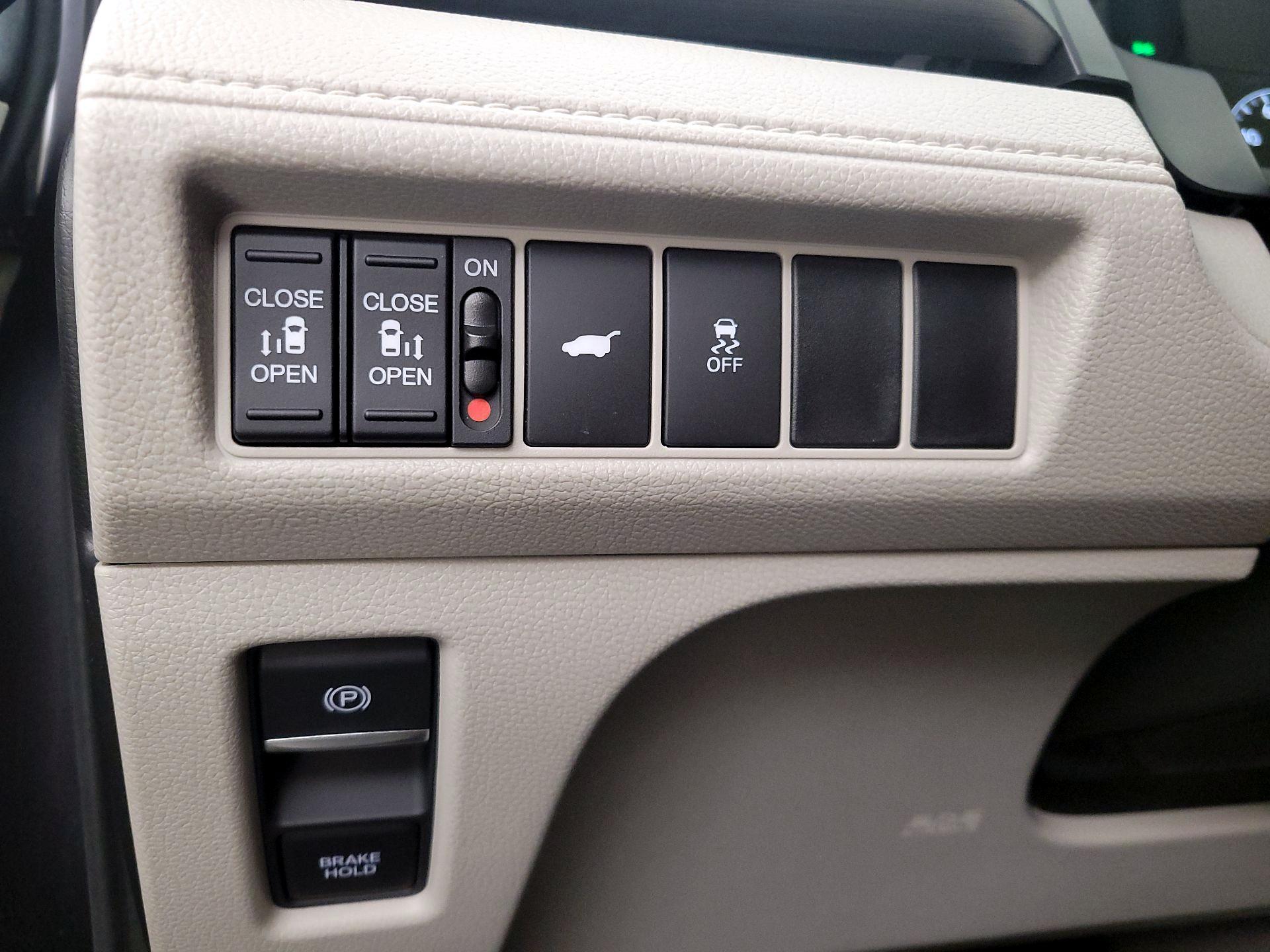 Thumbnail: 2025 Honda Odyssey - 13