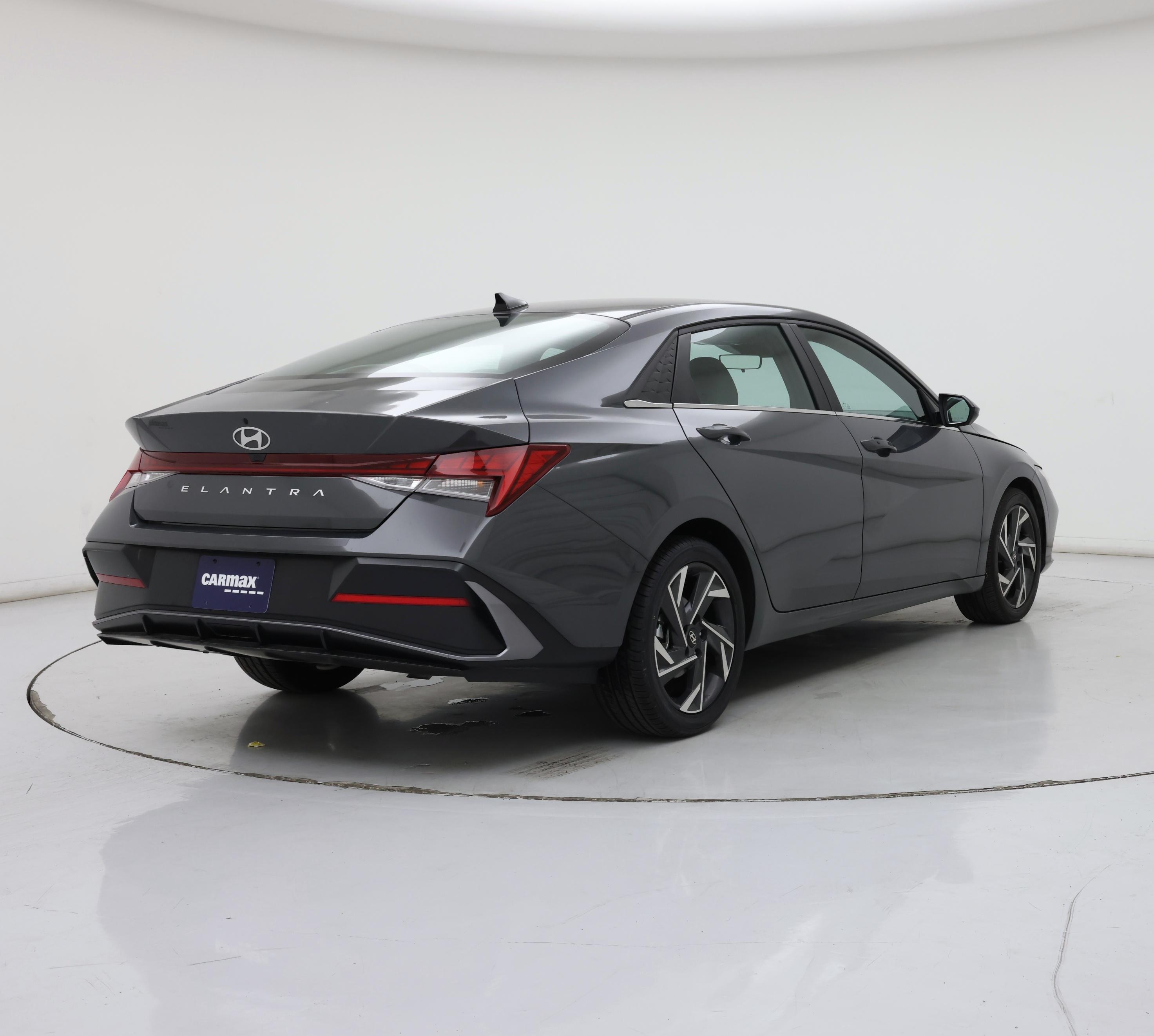 Thumbnail: 2024 Hyundai Elantra - 8