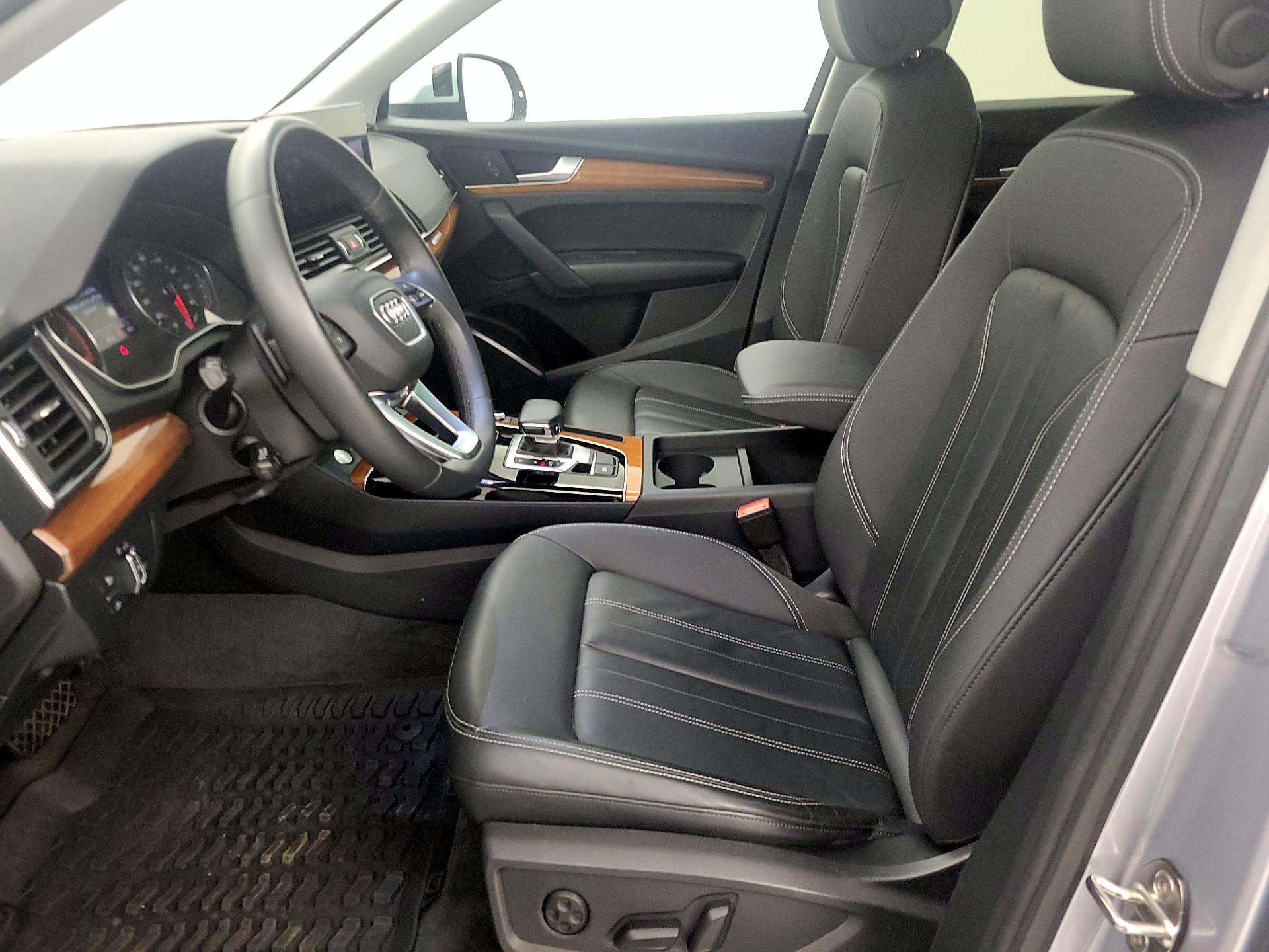 Thumbnail: 2023 Audi Q5 - 11