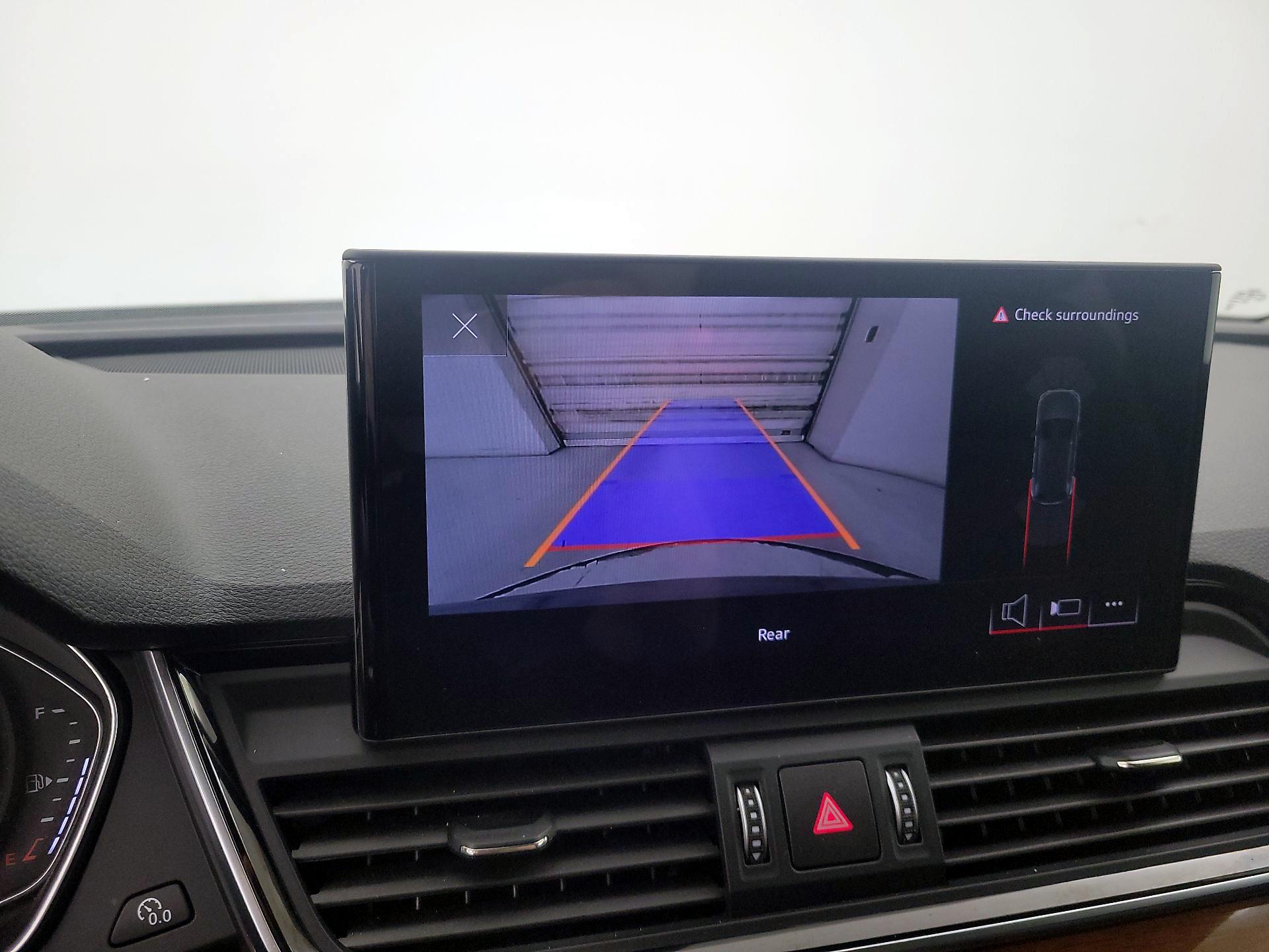 Thumbnail: 2023 Audi Q5 - 14