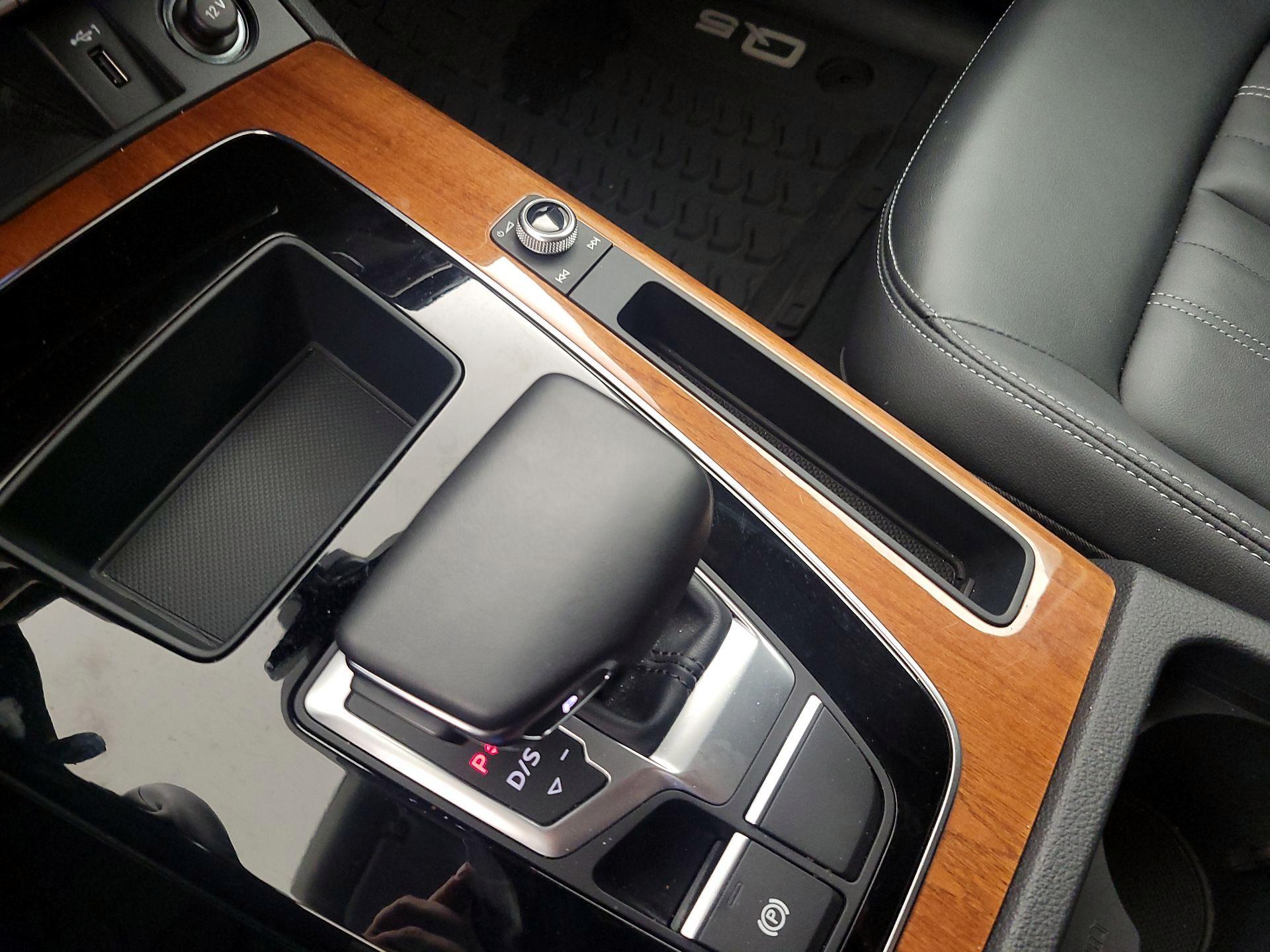 Thumbnail: 2023 Audi Q5 - 17