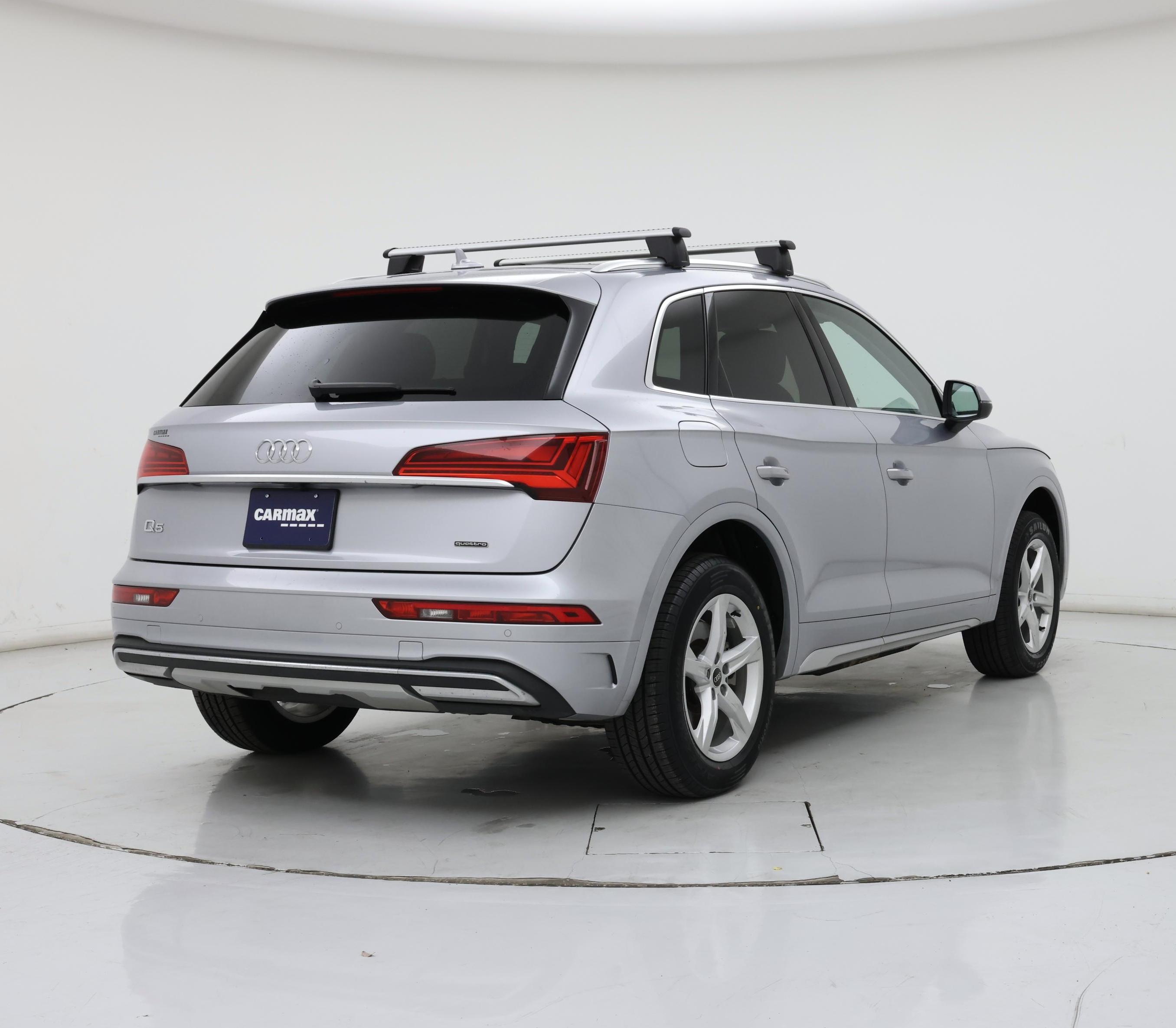 Thumbnail: 2023 Audi Q5 - 8