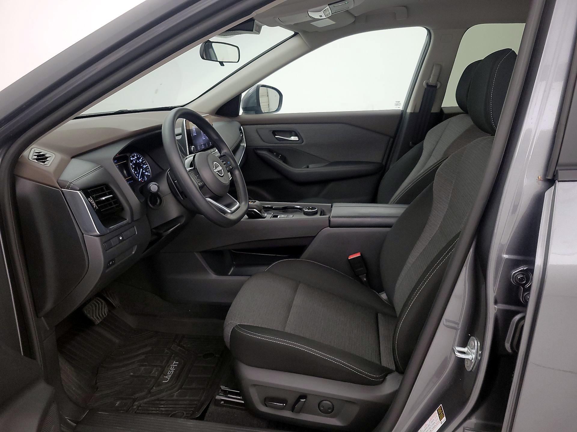 Thumbnail: 2023 Nissan Rogue - 11