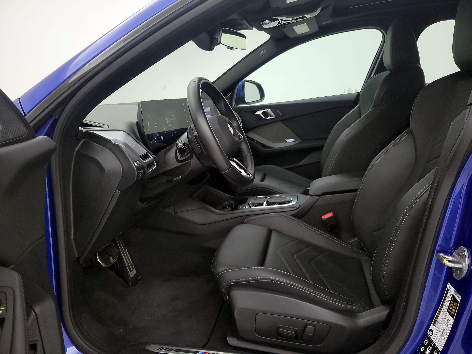 Thumbnail: 2025 BMW 2 Series - 11