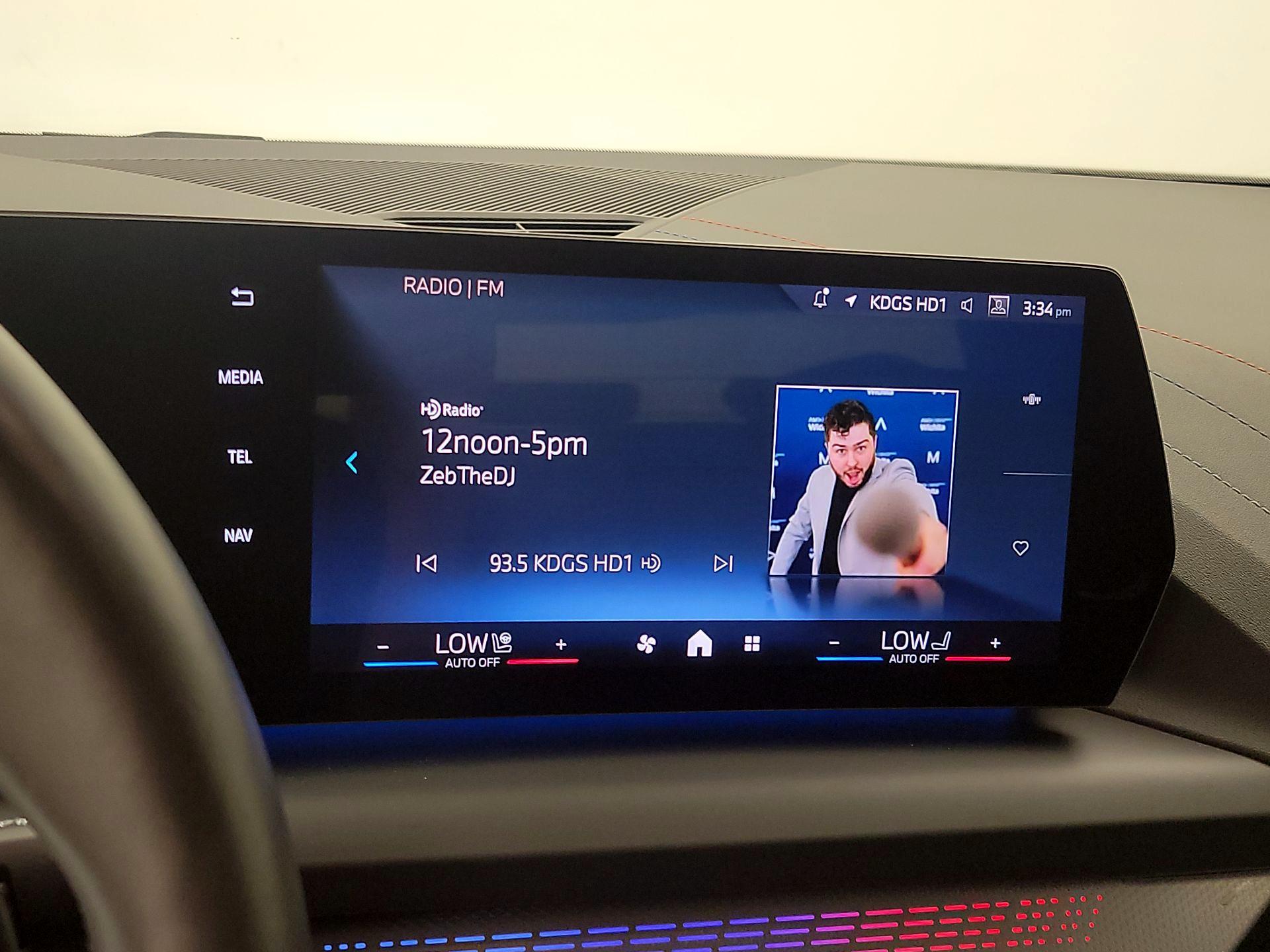 Thumbnail: 2025 BMW 2 Series - 14