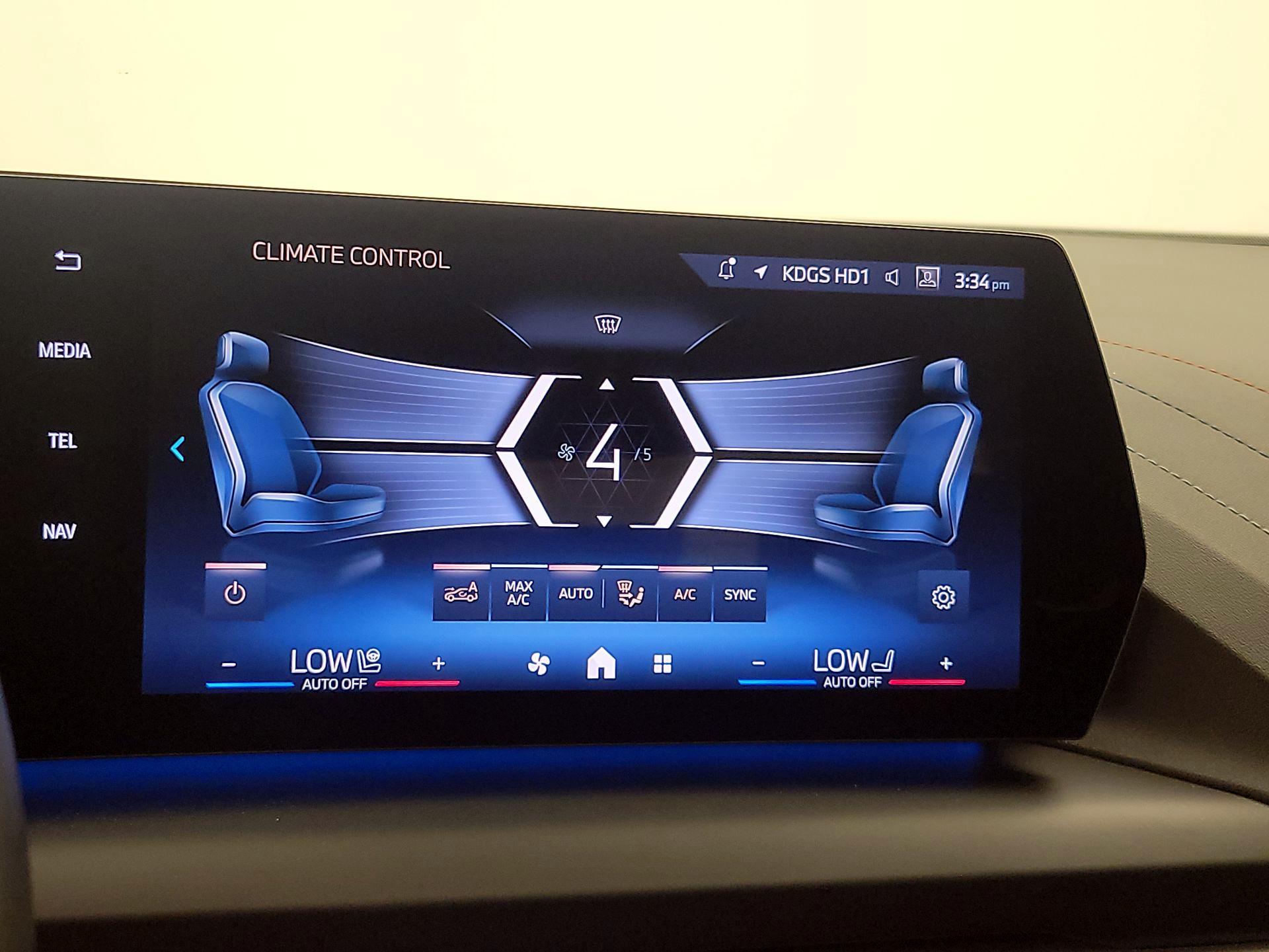 Thumbnail: 2025 BMW 2 Series - 15