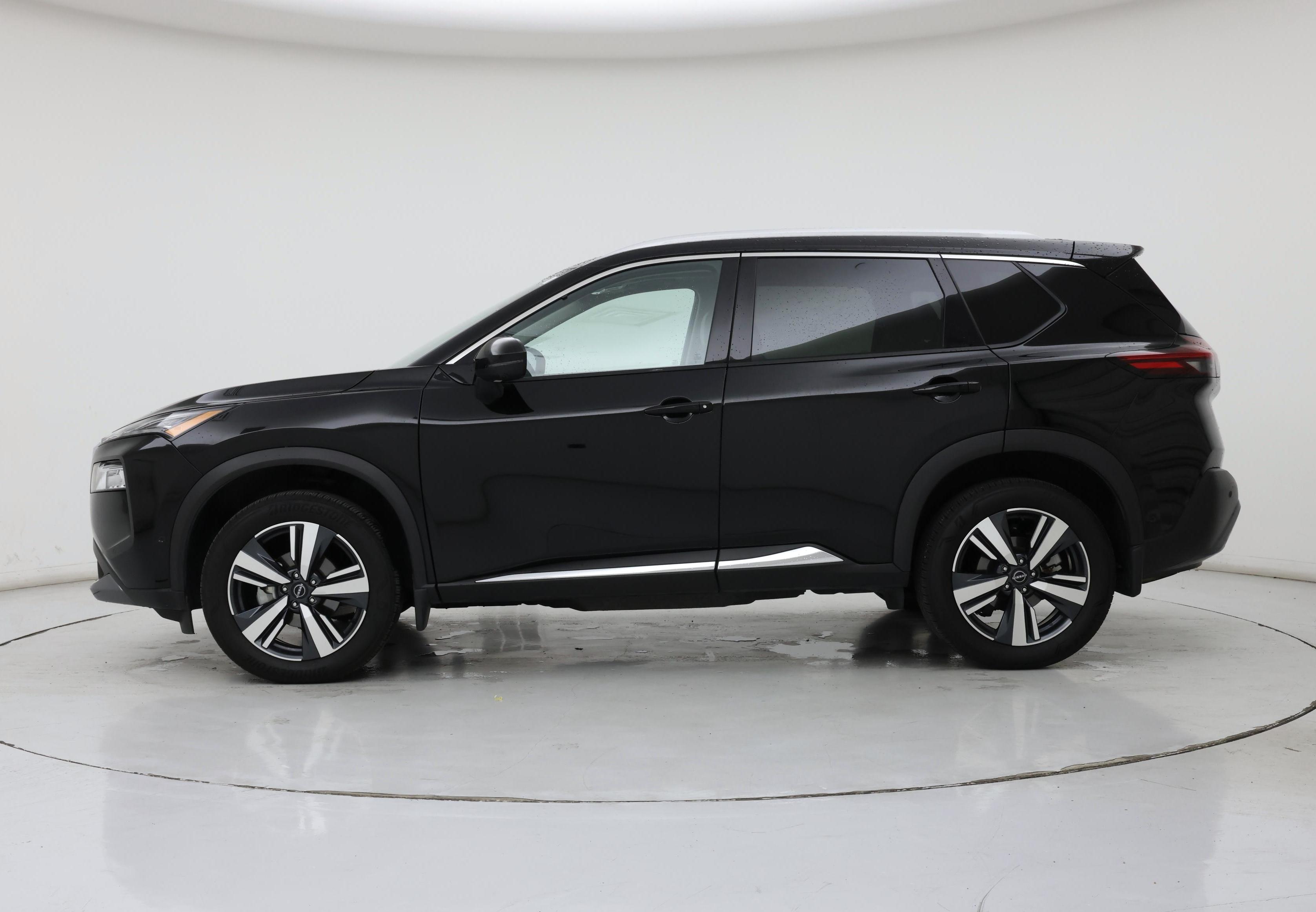 Thumbnail: 2023 Nissan Rogue - 3