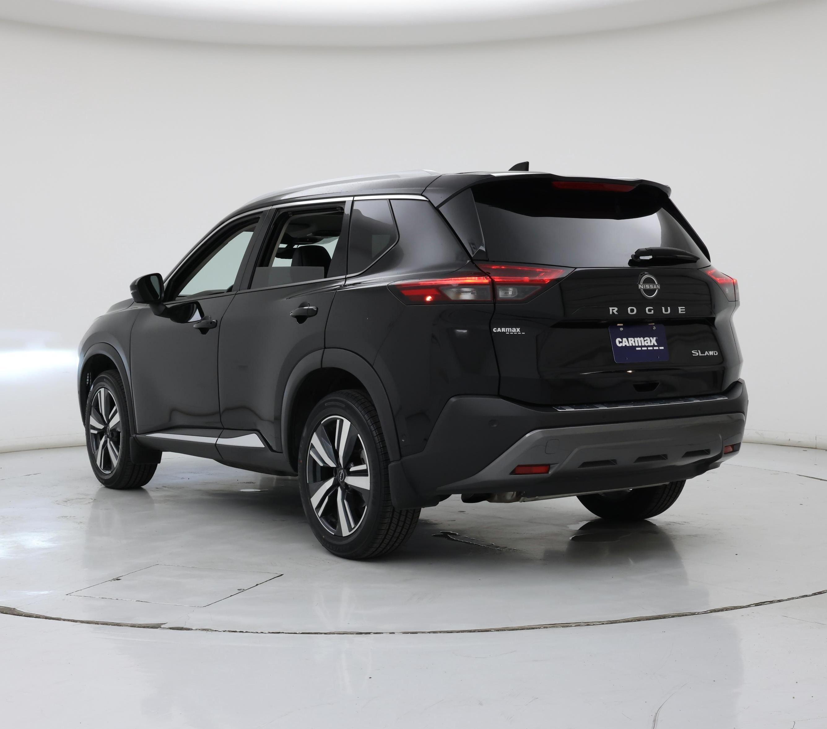 Thumbnail: 2023 Nissan Rogue - 2