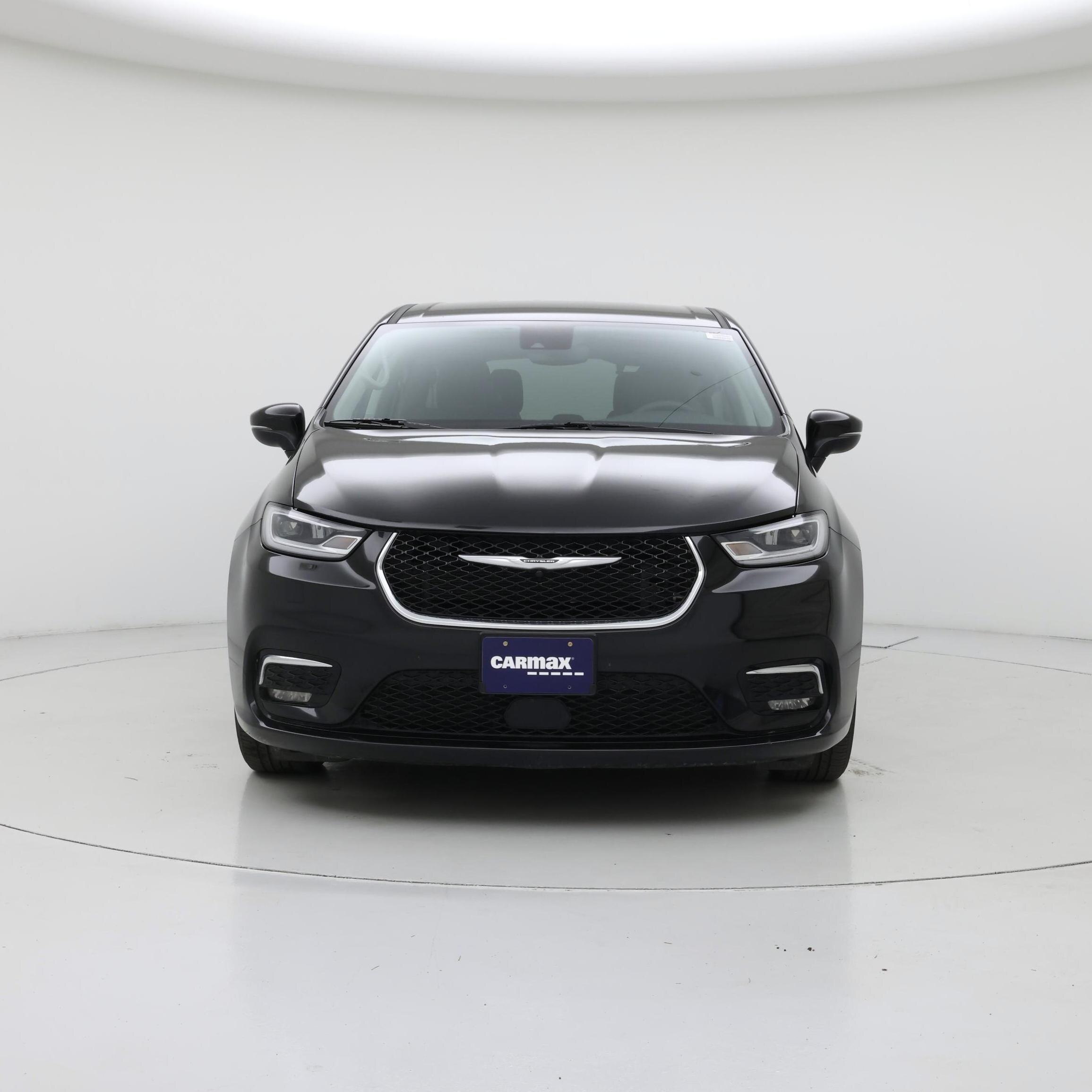Thumbnail: 2023 Chrysler Pacifica - 5