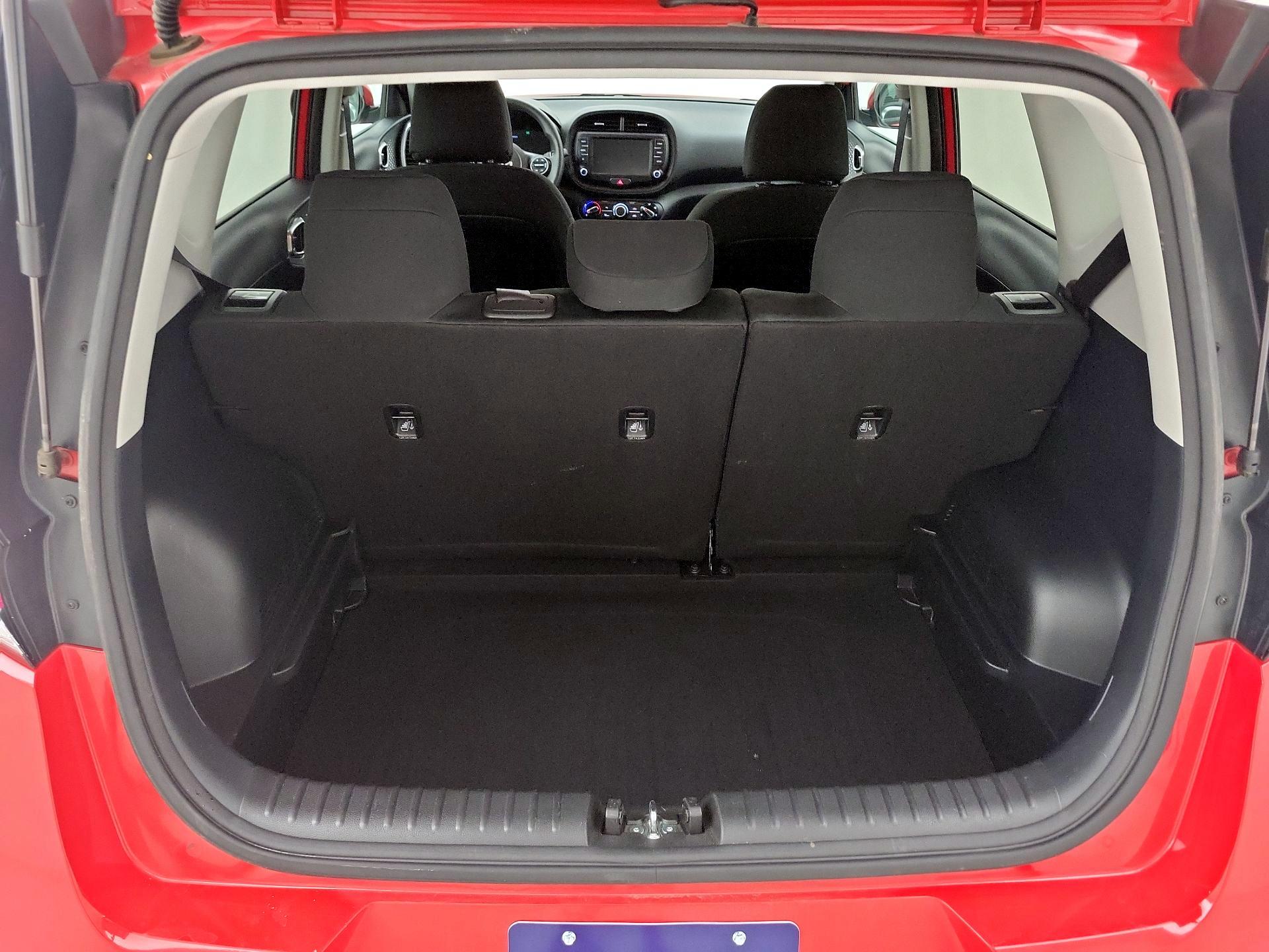 Thumbnail: 2023 Kia Soul - 20