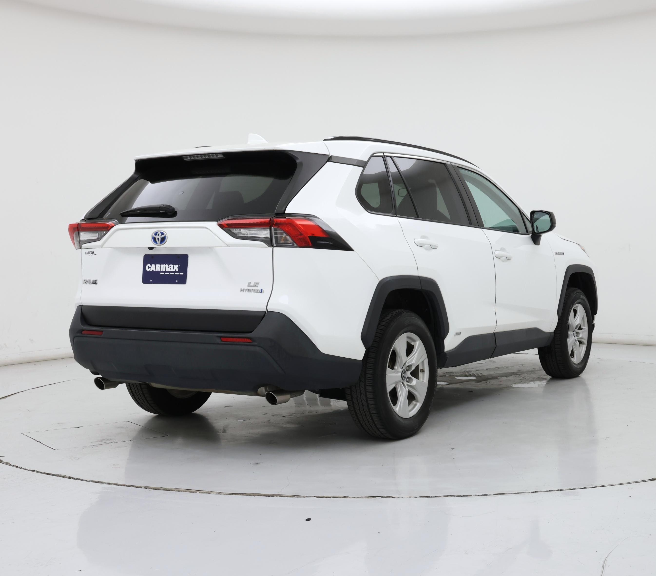 Thumbnail: 2021 Toyota RAV4 - 8