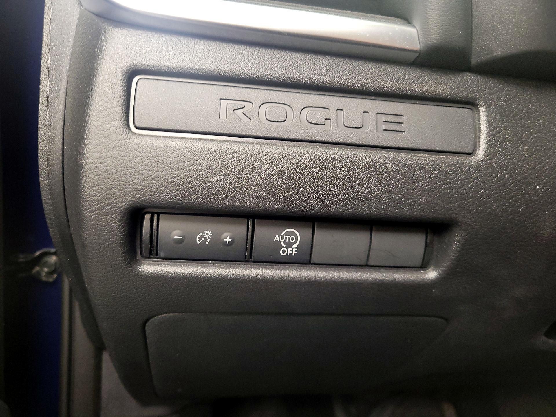 Thumbnail: 2023 Nissan Rogue - 13