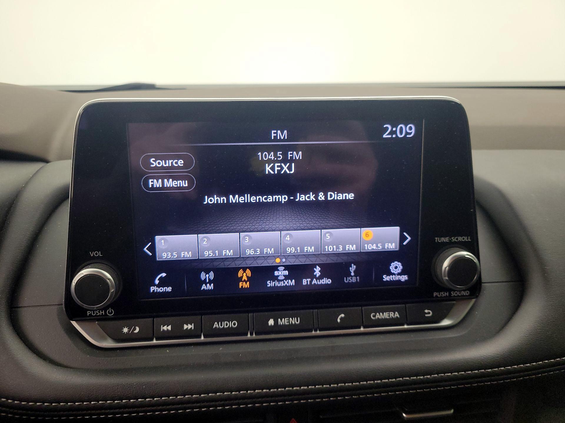 Thumbnail: 2023 Nissan Rogue - 15