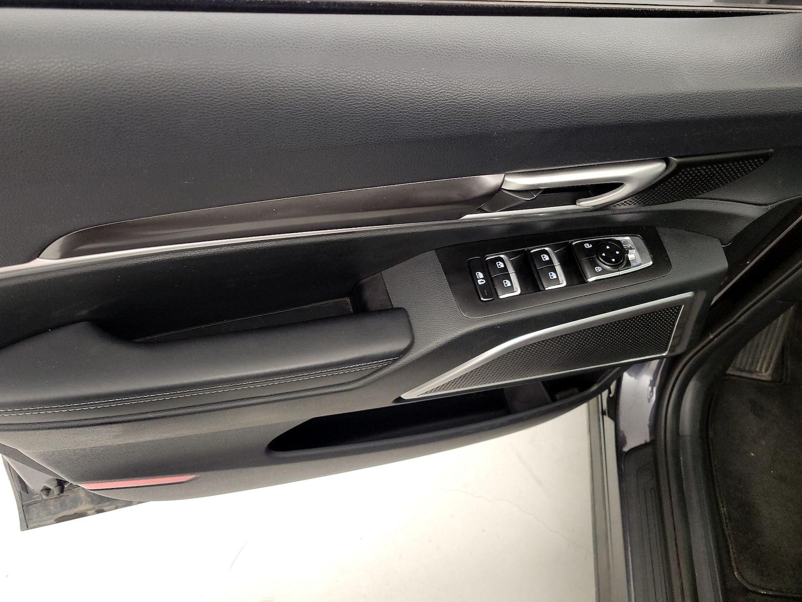 2025 Kia Telluride S - Photo 13