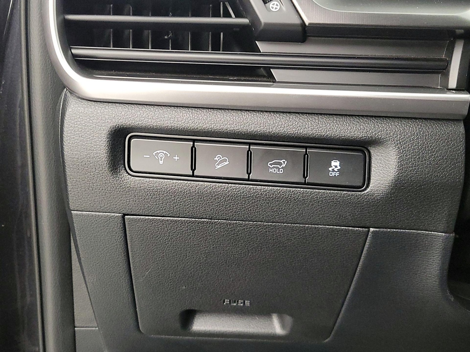 2025 Kia Telluride S - Photo 14
