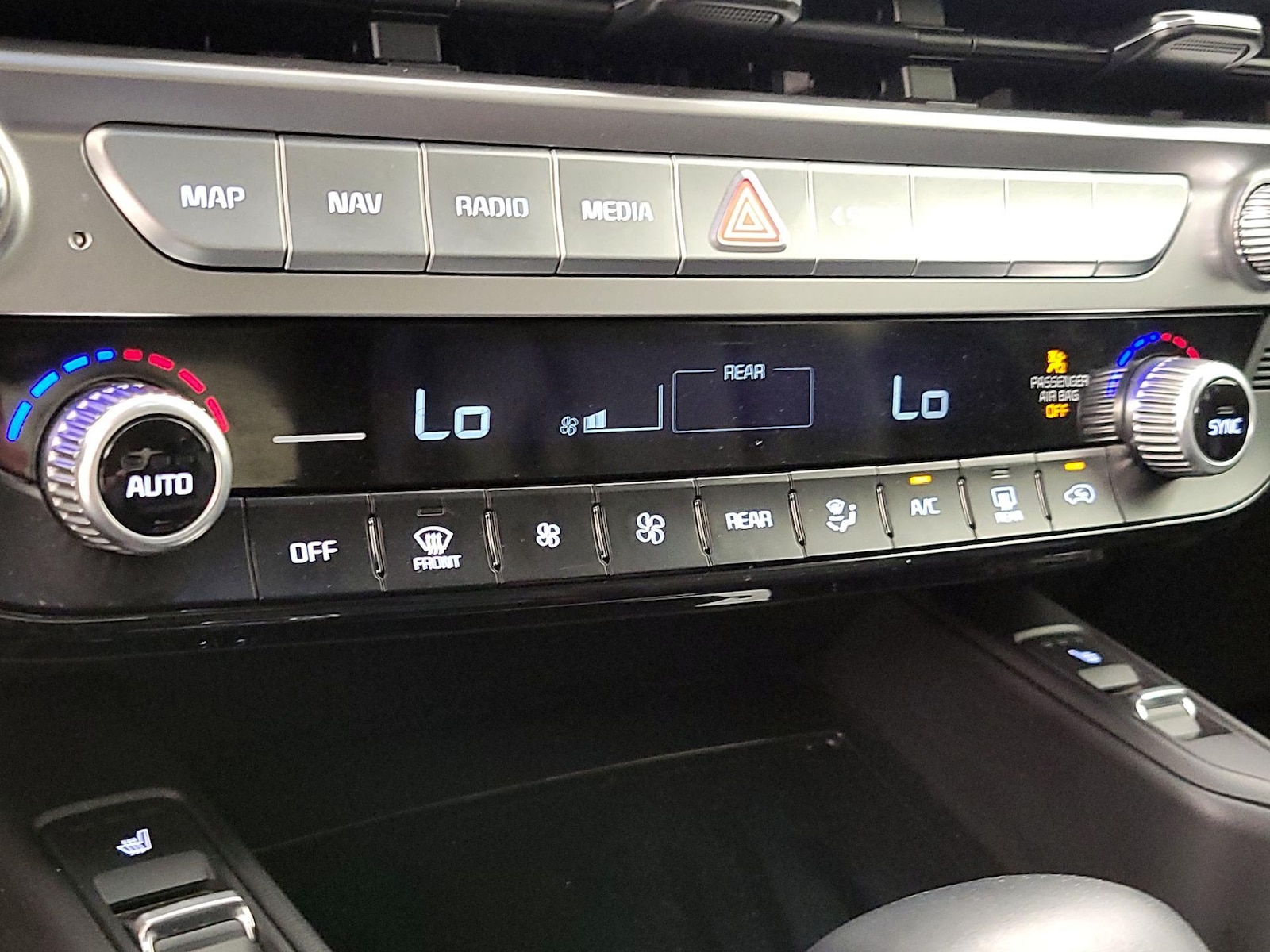 2025 Kia Telluride S - Photo 18