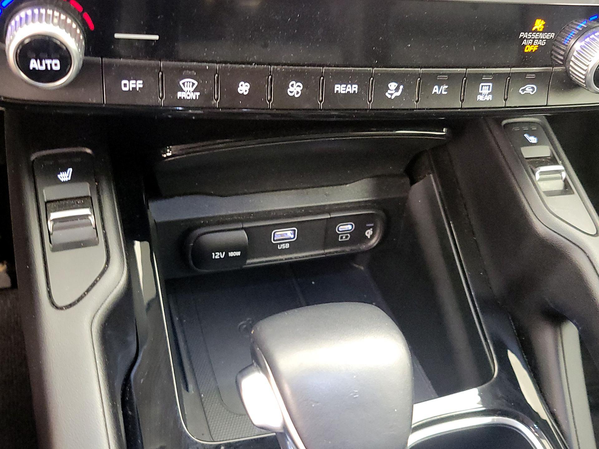 Thumbnail: 2025 Kia Telluride - 19