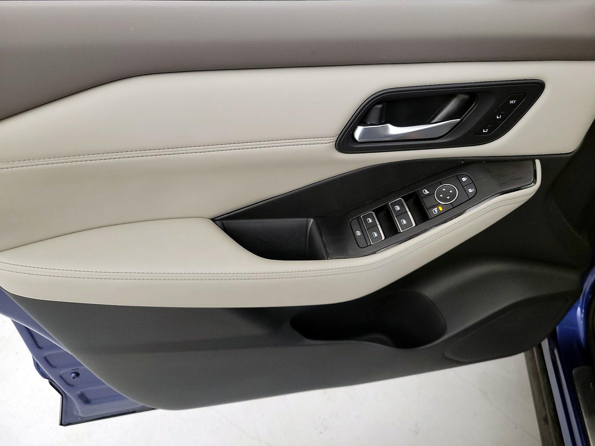 Thumbnail: 2023 Nissan Rogue - 12