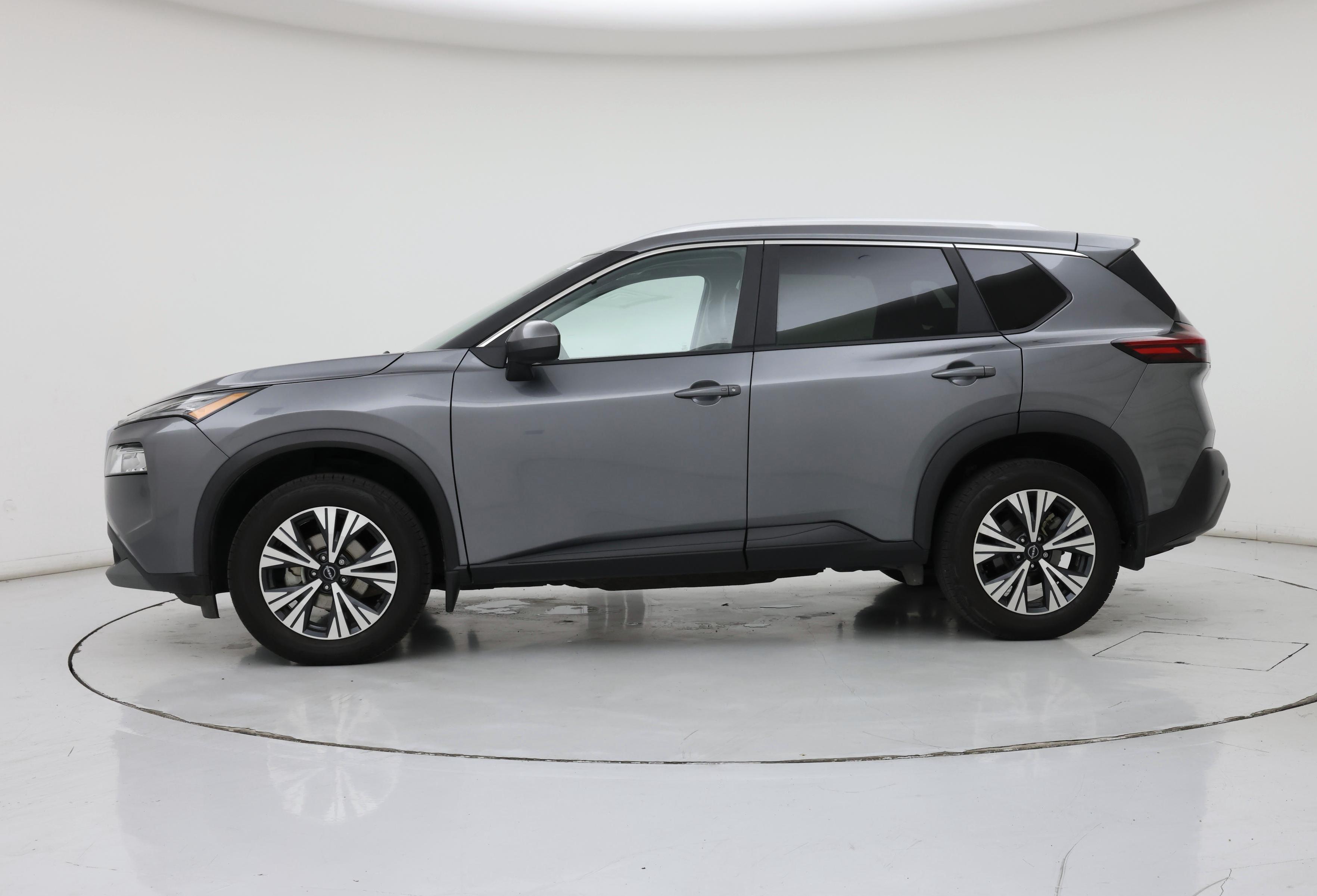 Thumbnail: 2023 Nissan Rogue - 3