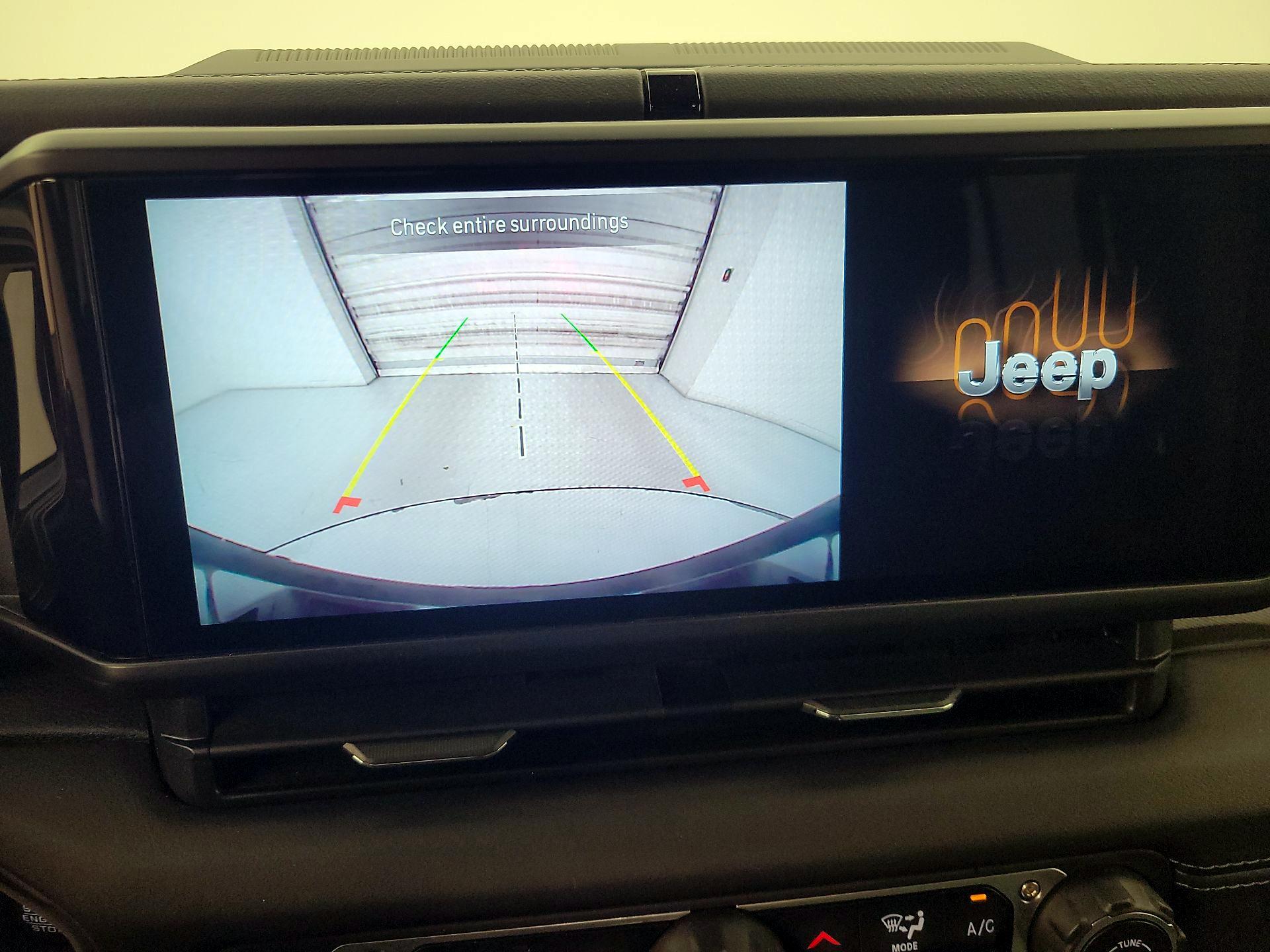 Thumbnail: 2025 Jeep Wrangler - 14