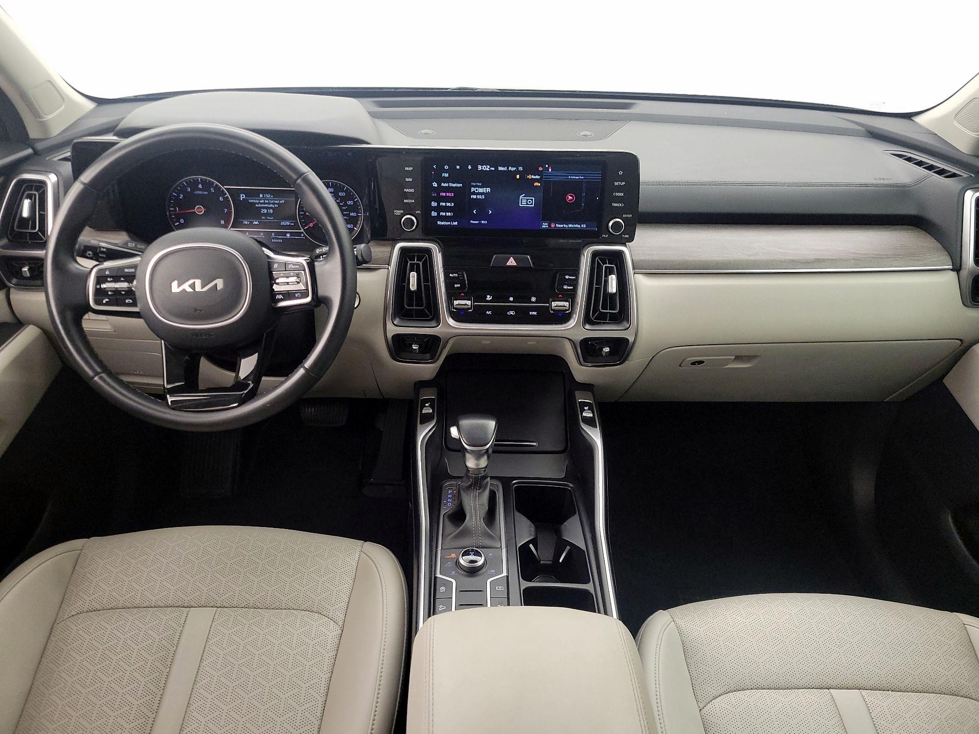 Thumbnail: 2023 Kia Sorento - 9