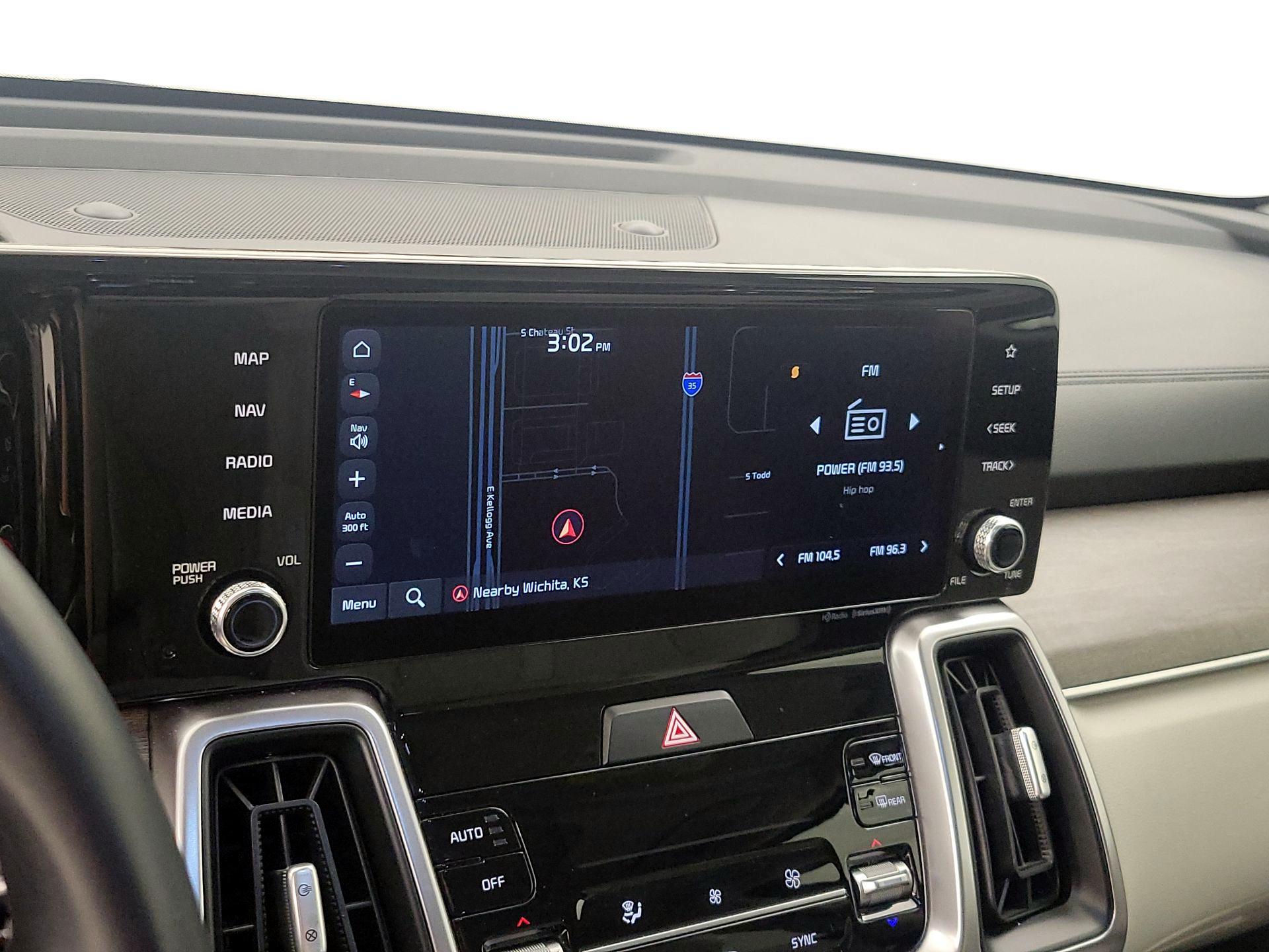 Thumbnail: 2023 Kia Sorento - 14