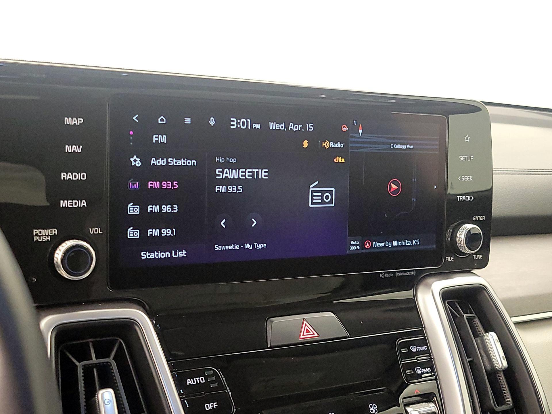 Thumbnail: 2023 Kia Sorento - 16