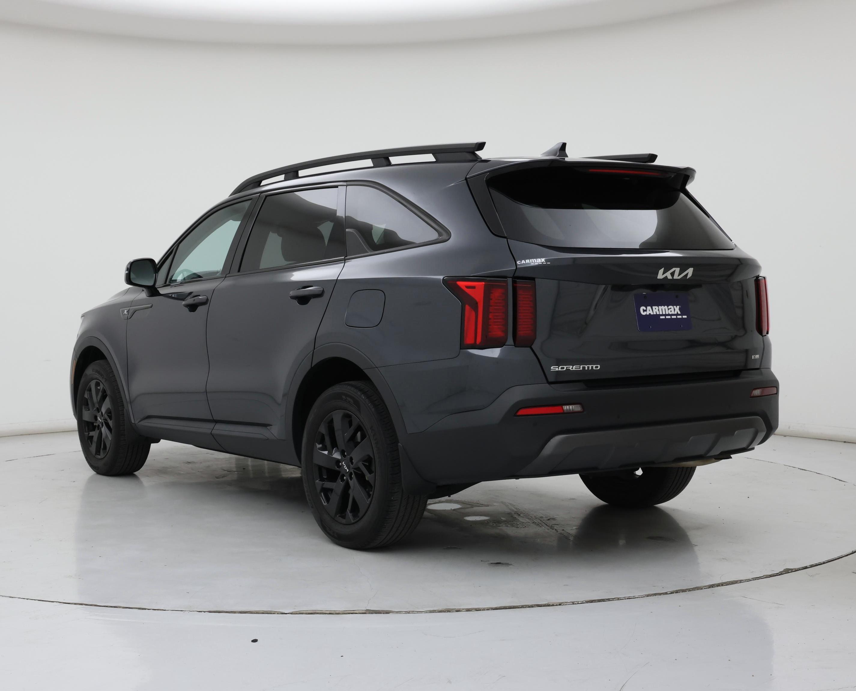 Thumbnail: 2023 Kia Sorento - 2