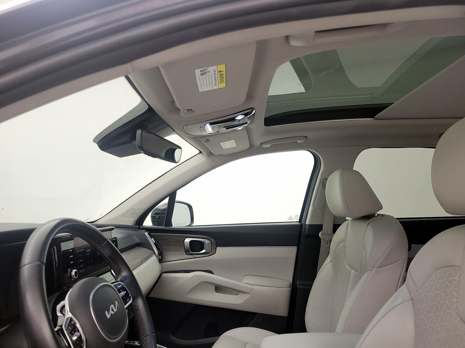 Thumbnail: 2023 Kia Sorento - 20