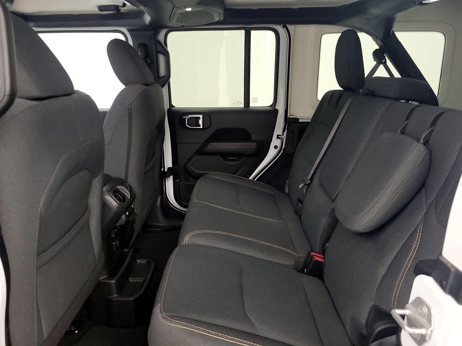 Thumbnail: 2025 Jeep Wrangler - 19