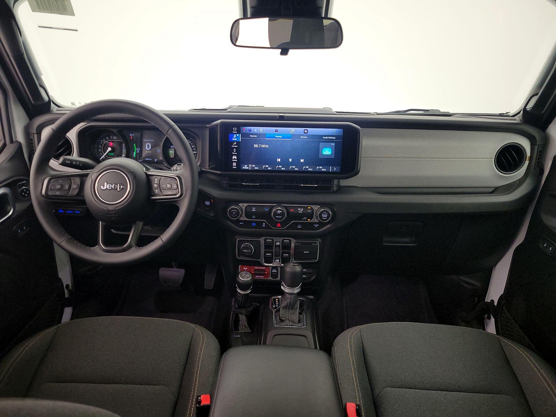 Thumbnail: 2025 Jeep Wrangler - 9