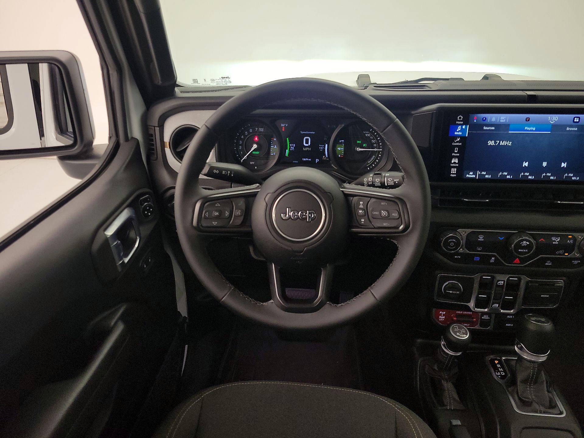 Thumbnail: 2025 Jeep Wrangler - 10