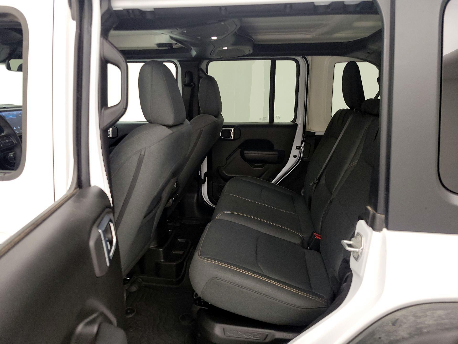 Thumbnail: 2025 Jeep Wrangler - 19