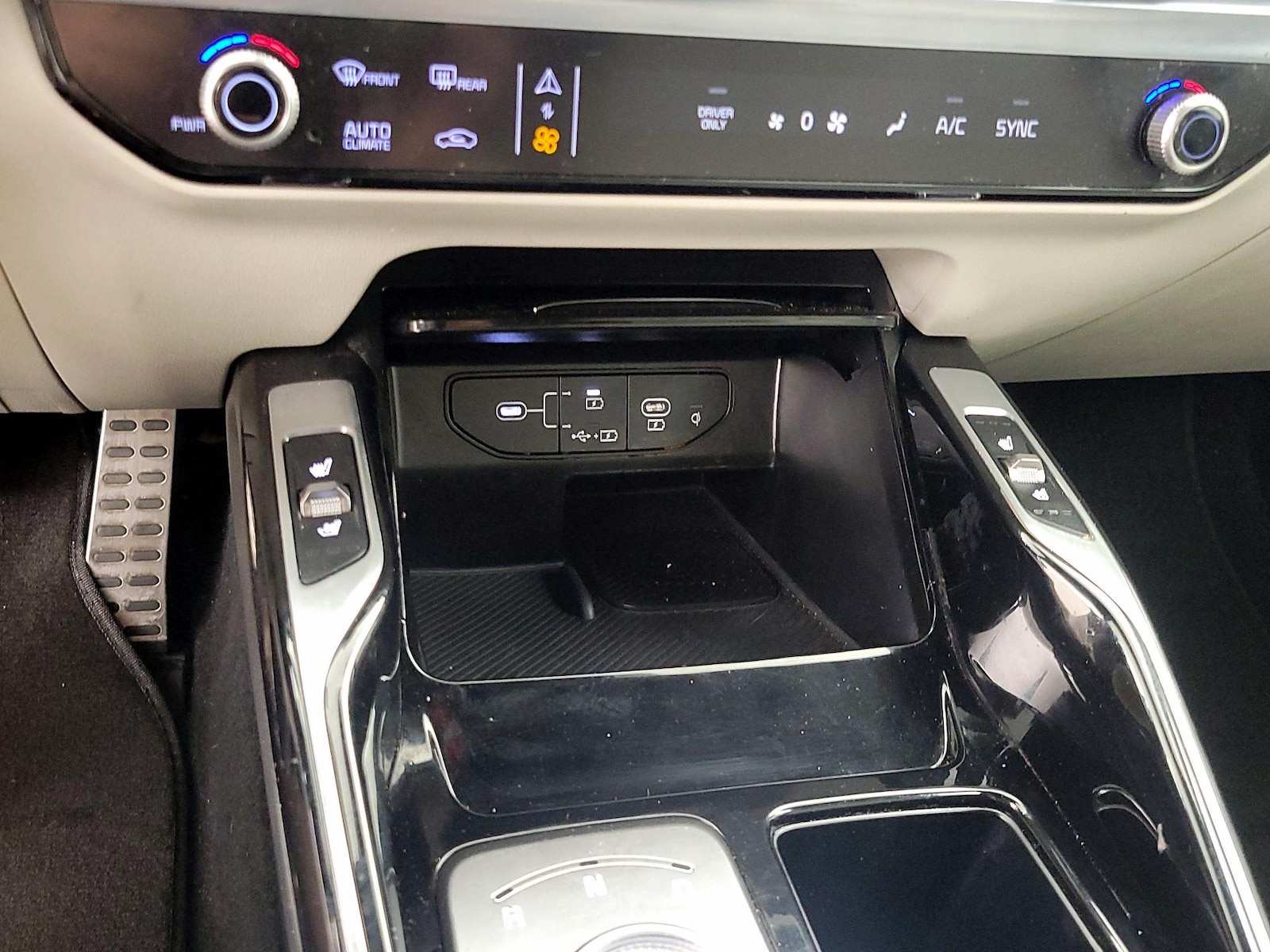 2025 Kia Sorento SX Prestige Hybrid - Photo 20