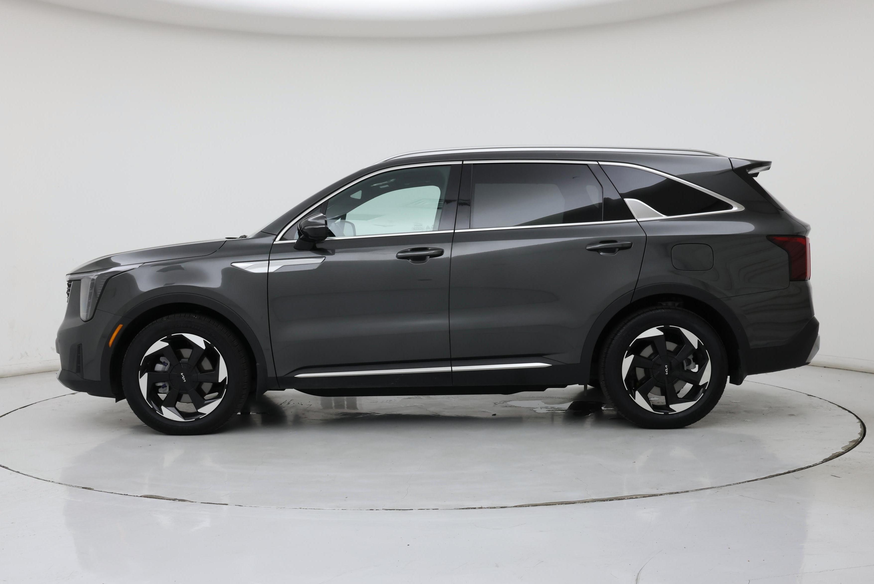 Thumbnail: 2025 Kia Sorento - 3