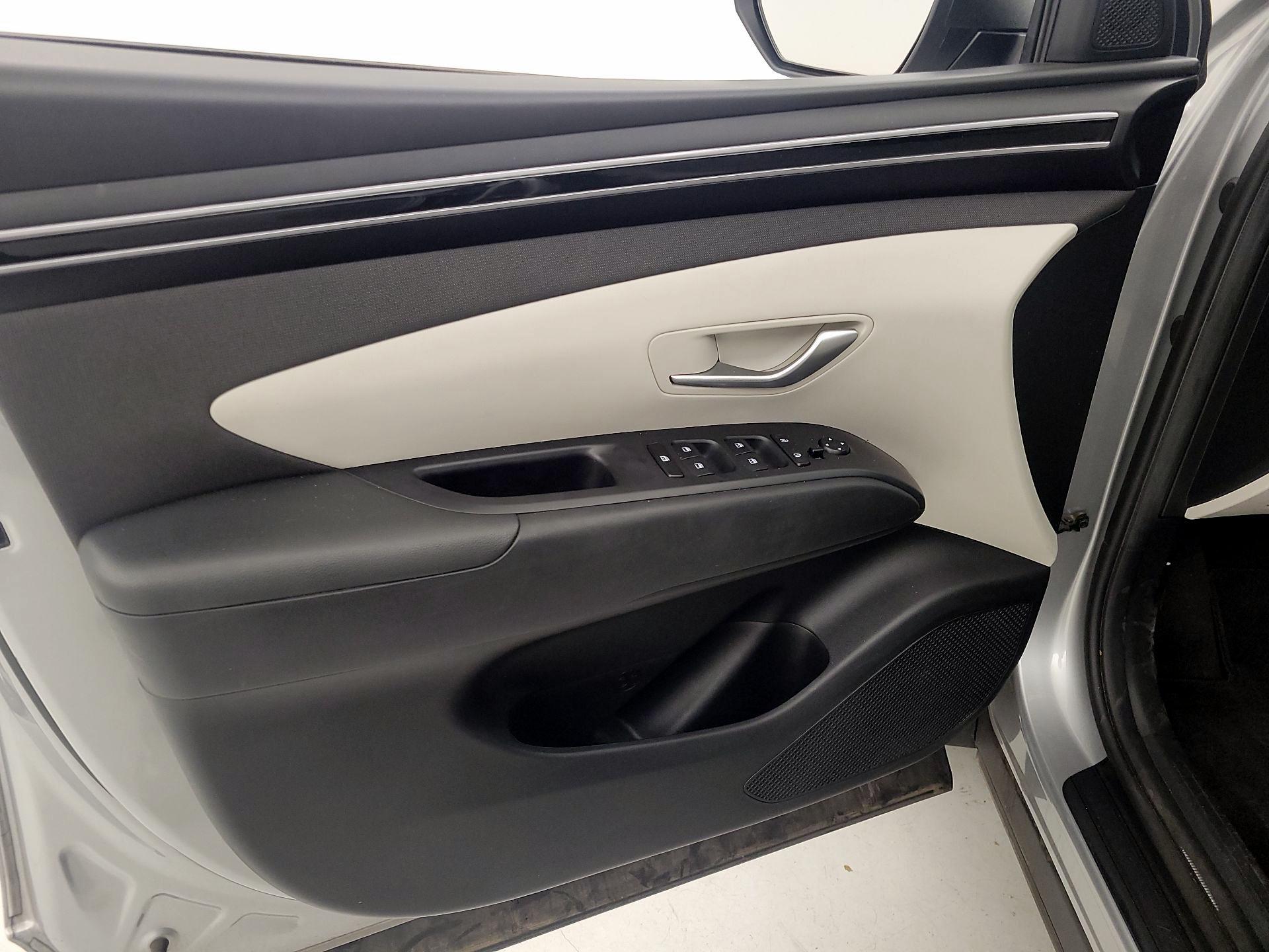 Thumbnail: 2023 Hyundai Tucson - 12