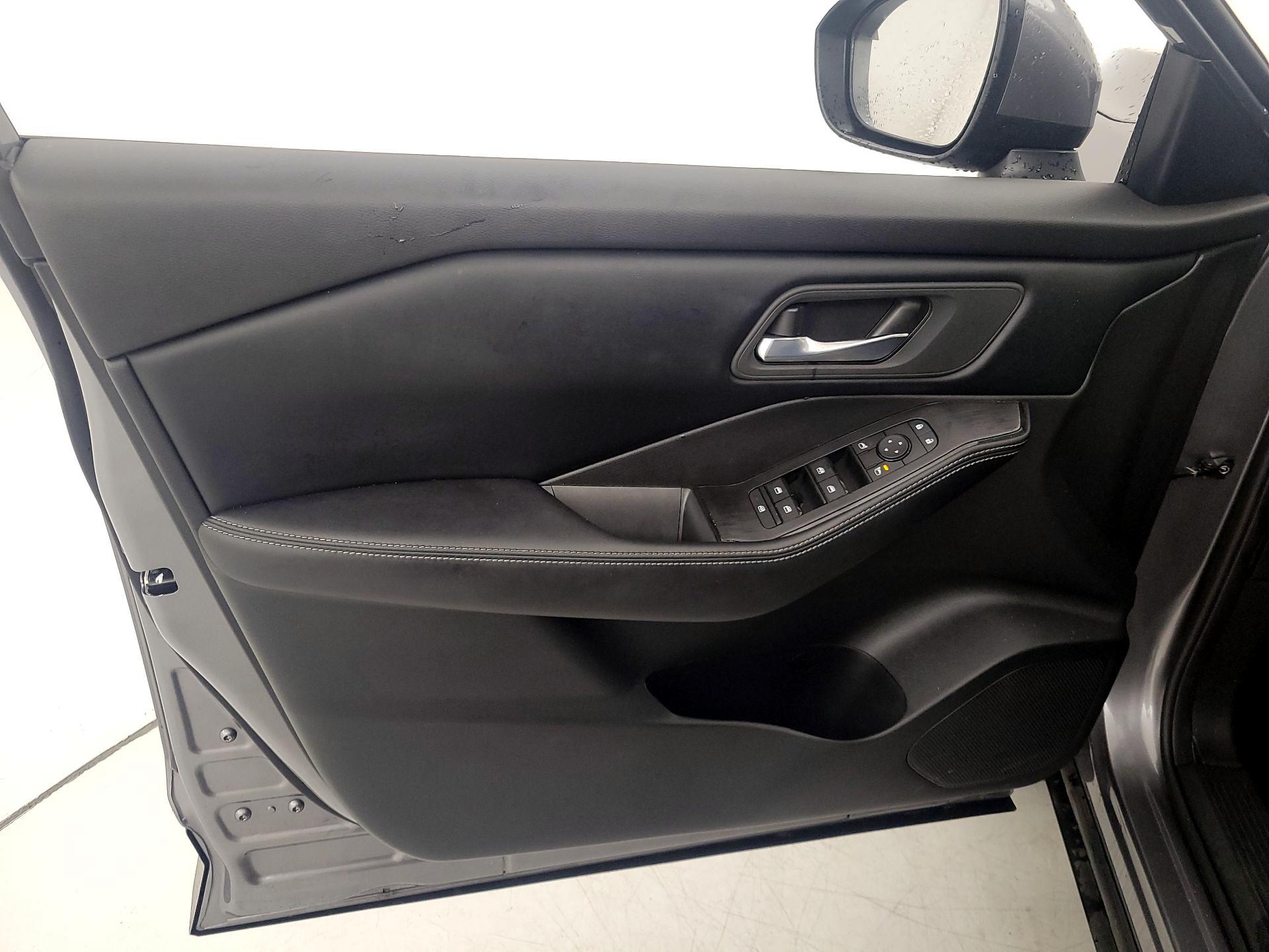 Thumbnail: 2025 Nissan Rogue - 12