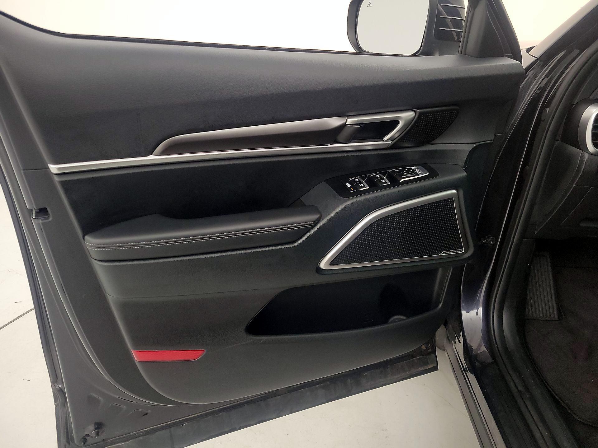 Thumbnail: 2025 Kia Telluride - 12