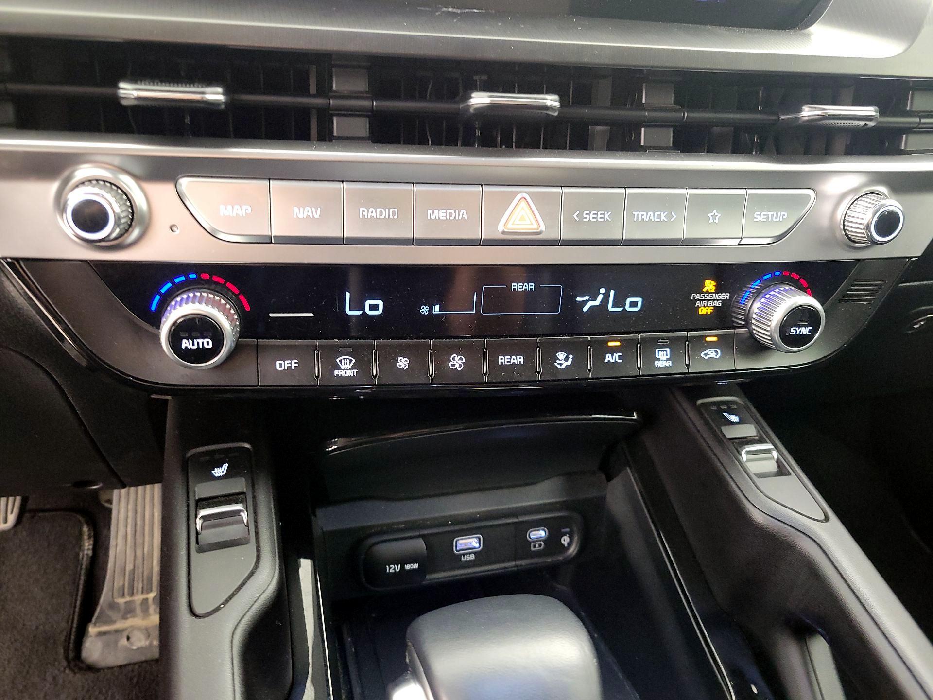 Thumbnail: 2025 Kia Telluride - 17