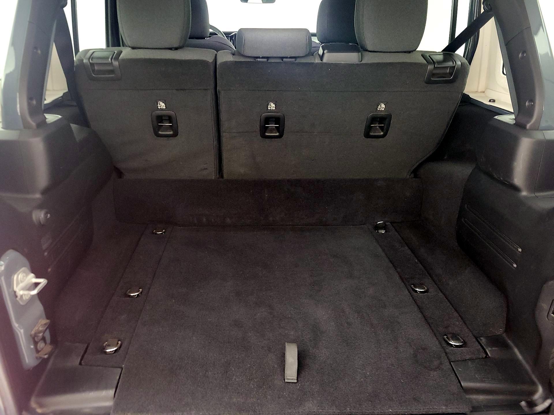 Thumbnail: 2025 Jeep Wrangler - 20