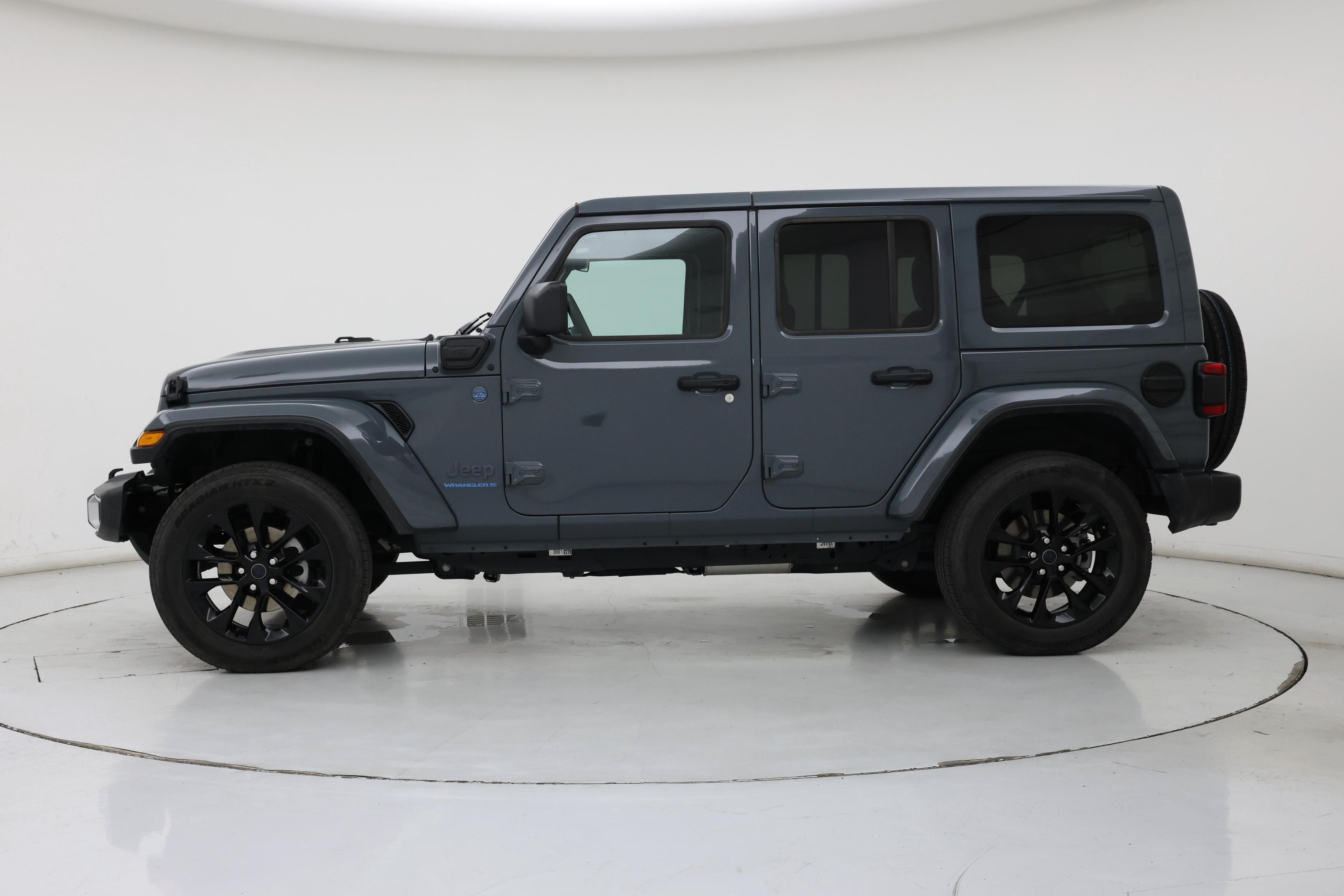 Thumbnail: 2025 Jeep Wrangler - 3
