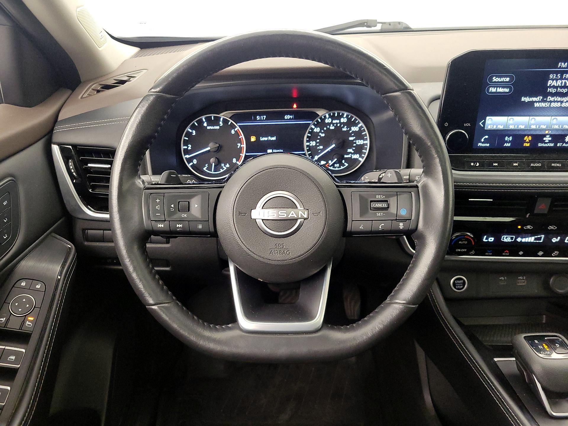 Thumbnail: 2023 Nissan Rogue - 10