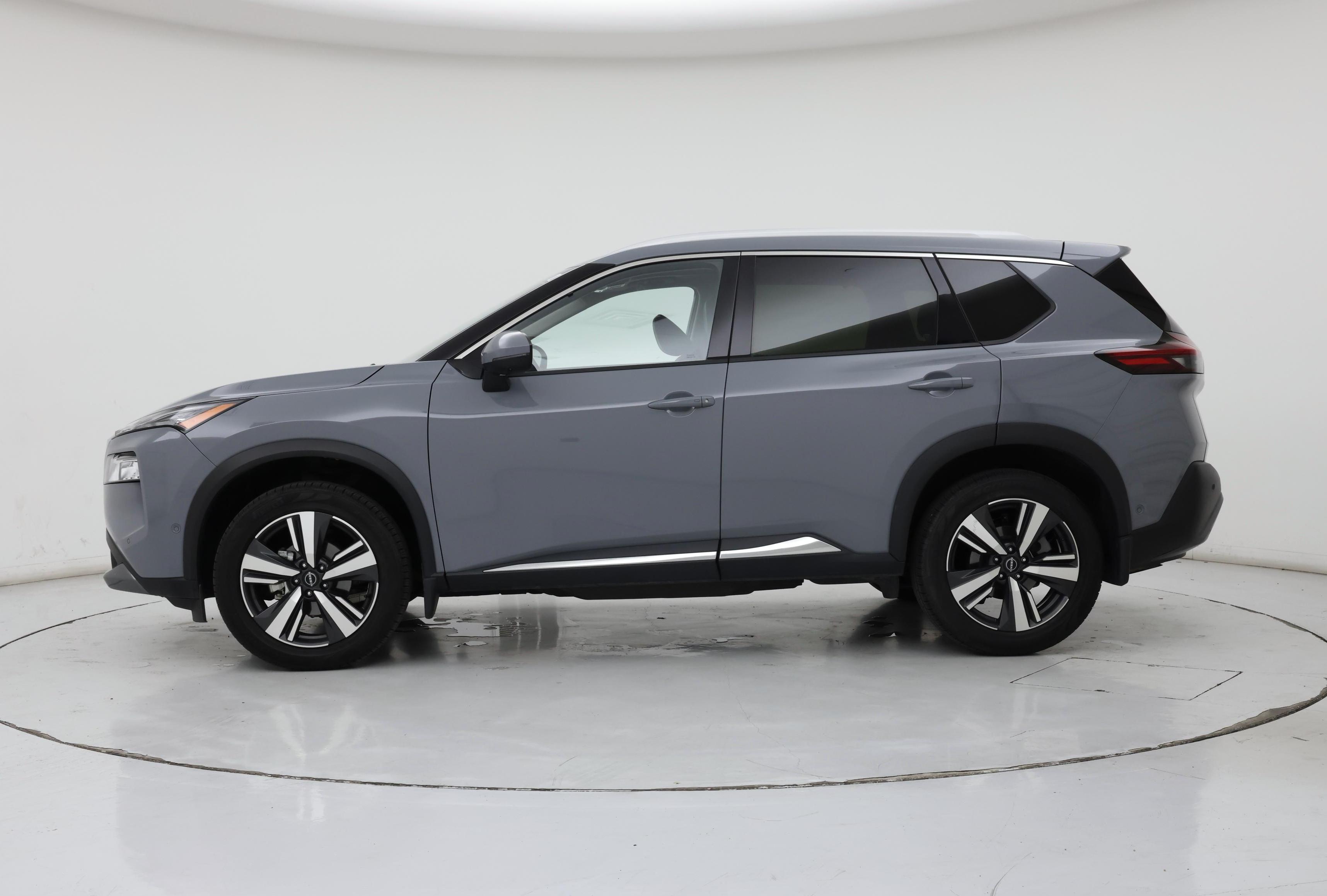Thumbnail: 2023 Nissan Rogue - 3