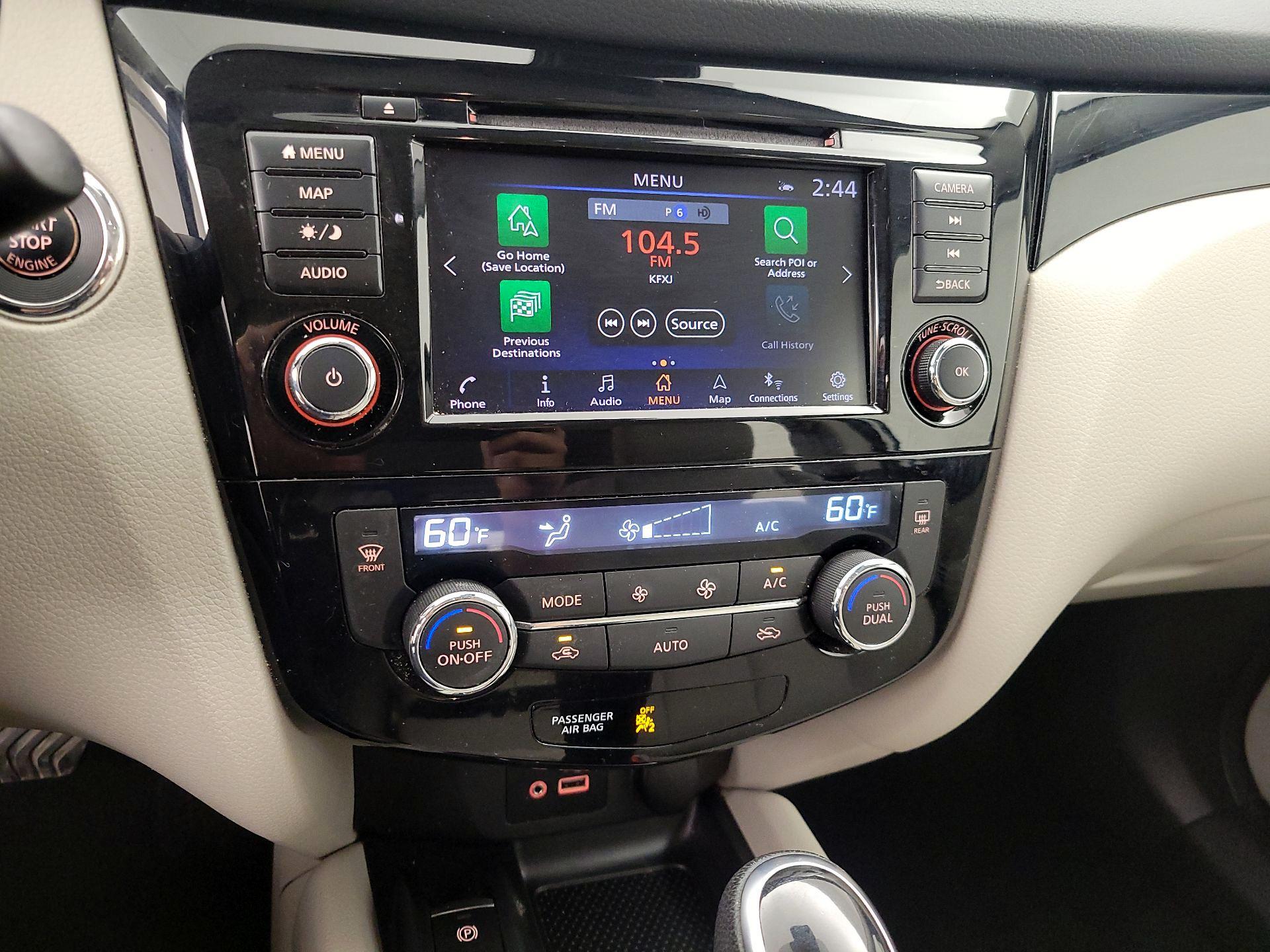 Thumbnail: 2022 Nissan Rogue Sport - 17