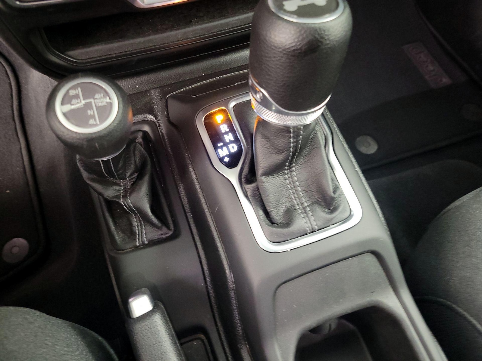 2025 Jeep Wrangler 4xe Sahara 4XE - Photo 18