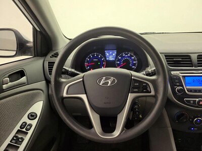 Steering Wheel & Instrument Cluster (On)