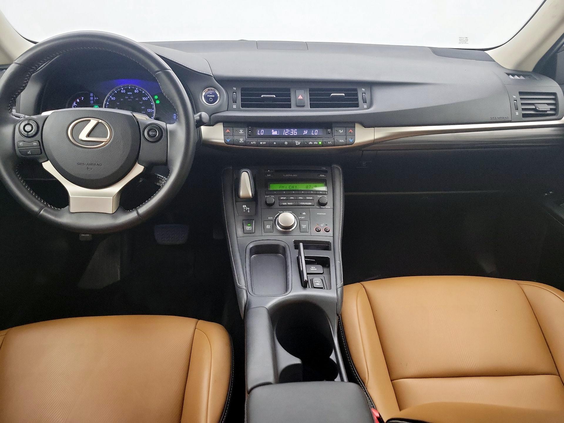 Thumbnail: 2015 Lexus CT - 9