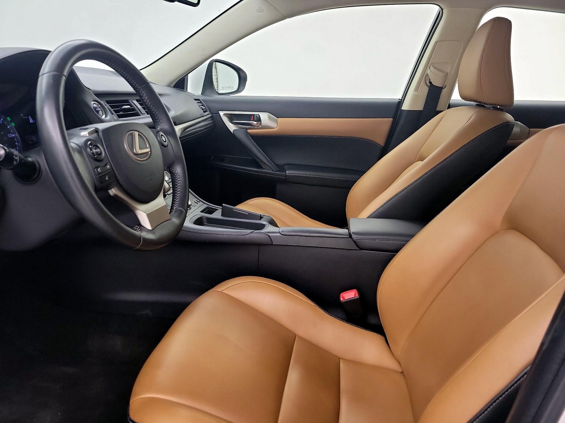 Thumbnail: 2015 Lexus CT - 11