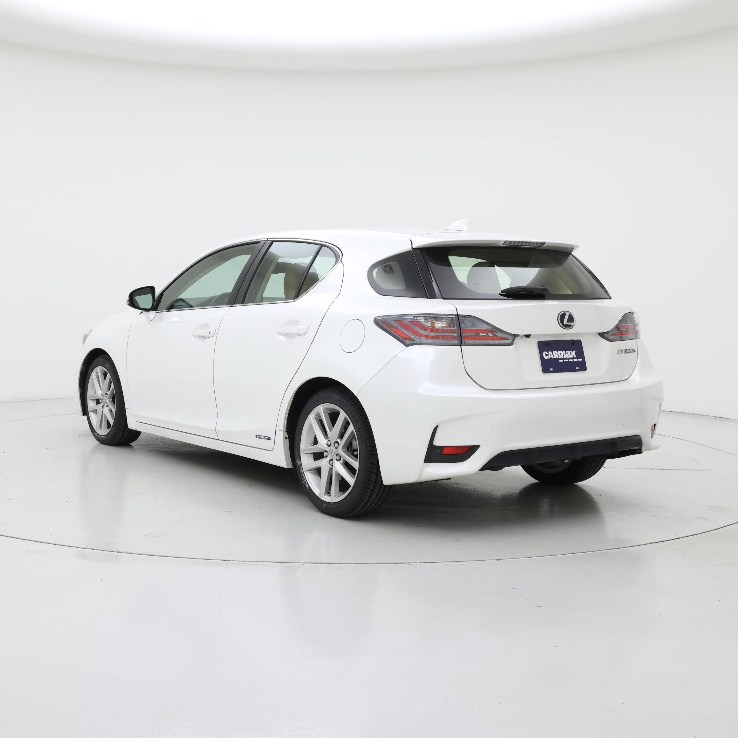 Thumbnail: 2015 Lexus CT - 2
