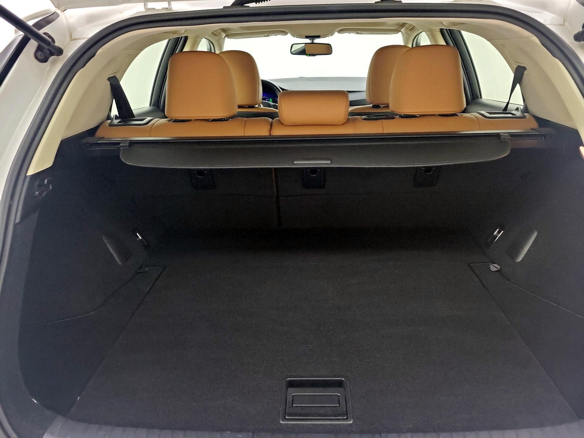 Thumbnail: 2015 Lexus CT - 19